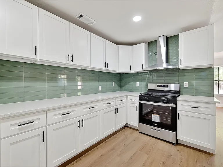 5530 Oak Falls Dr — Photo 20