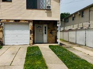 525 Woodrow Rd, Staten Island, NY 10312