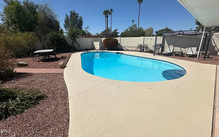 8713 E Orange Blossom Ln — Photo 29