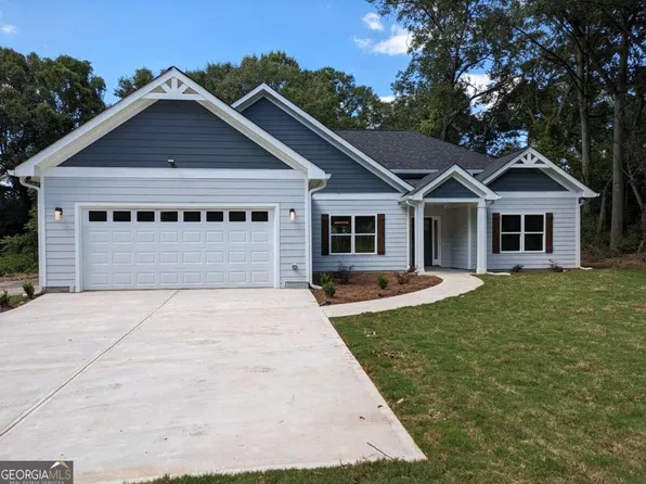 915 W Poplar St, Griffin, GA 30224