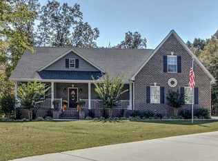 359 Station Cir, Tullahoma, TN 37388