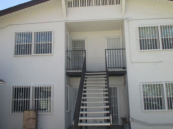 5th image of 214 Kendall Ave
