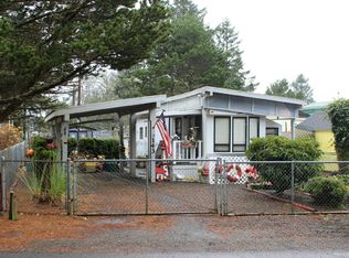 143 Victoria Loop NE, Ocean Shores, WA 98569