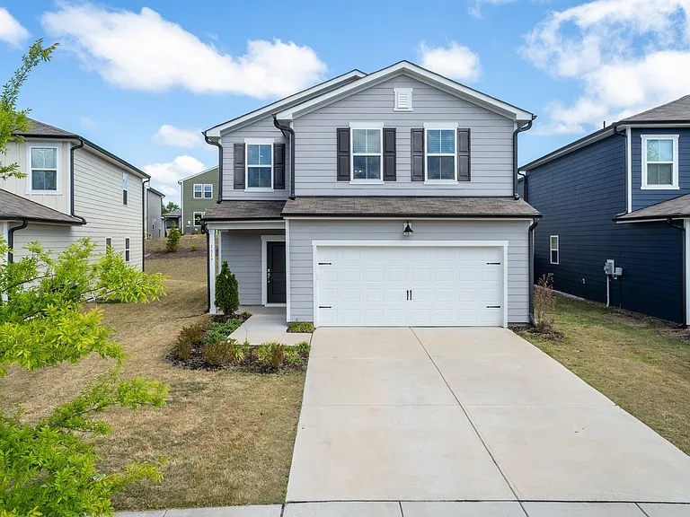 1517 Rhodes Pond St — Photo 1