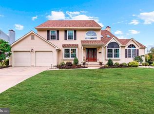 18 Buckley Ln, Marlton, NJ 08053