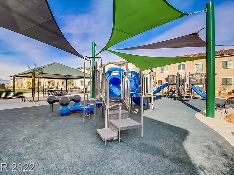 827 E Spring Estates Ave — Photo 4