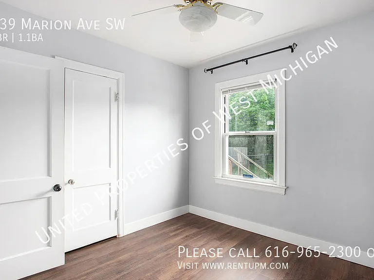 239 Marion Ave SW — Photo 6