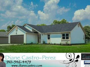 107 Nutfield Dr, Hubert, NC 28539