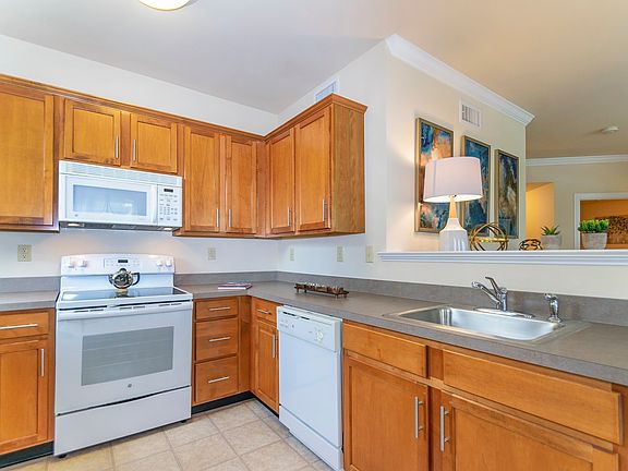 Kitchen at Claremont Apartments