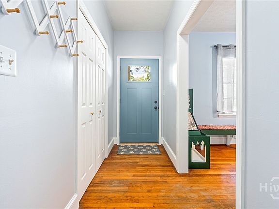 5th image of 1009 College Station Road
