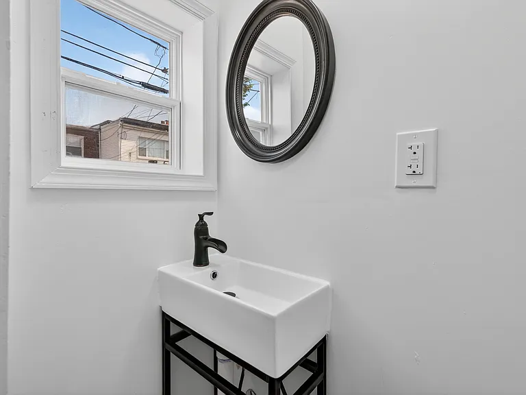 3344 Clay Pl NE — Photo 11