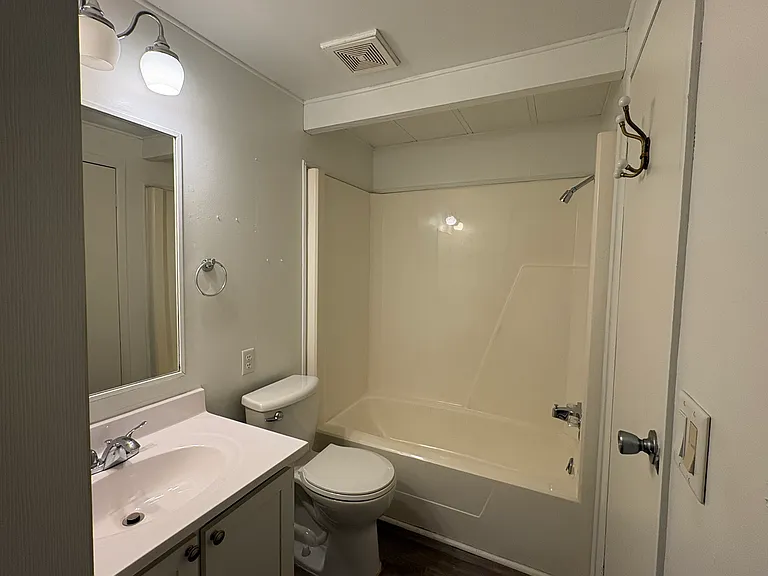307 Glen Gary Dr #307 — Photo 12