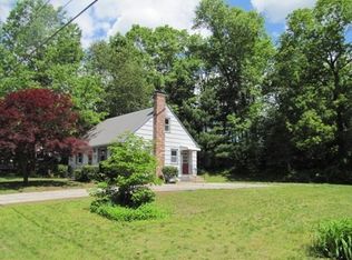 28 Sunset Ave, Oxford, MA 01540