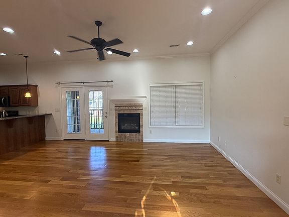 3rd image of 123 Stepping Stone Way