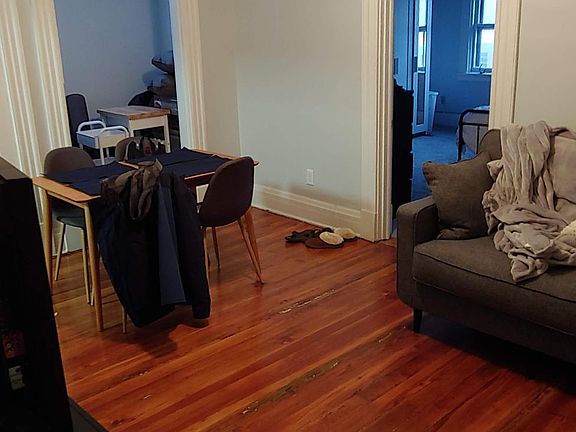 4th image of 24 W Court St #12