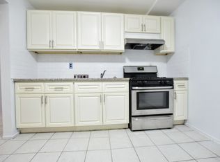 2583 38th St, Astoria, NY 11103