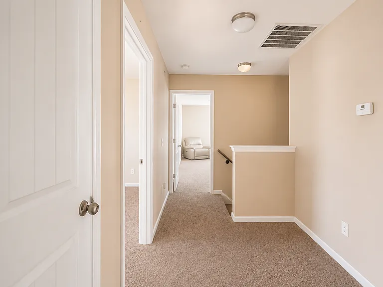 141 Back Cedar Ln — Photo 10