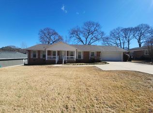 515 Kimberly Rd, Warner Robins, GA 31088