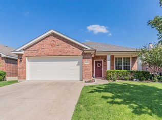 9304 Comanche Ridge Dr, Fort Worth, TX 76131