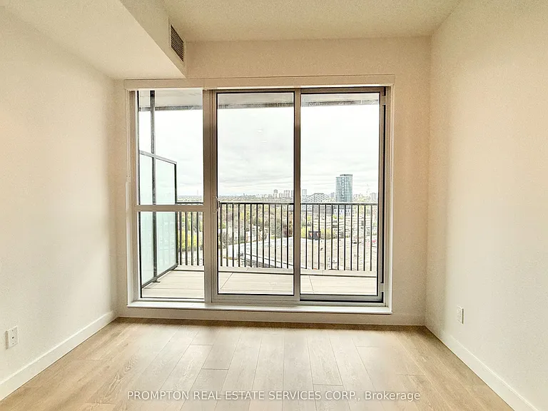18 Esther Shiner Blvd #1508 — Photo 5