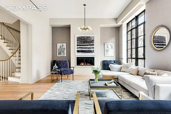 Sold by Compass | media 1