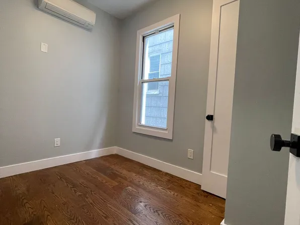 112 Duncan Avenue image 5 of 8