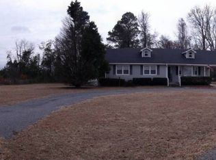 524 S Center Rd, Darlington, SC 29532