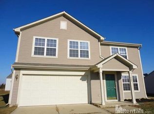 488 Southern Pines Dr, Whiteland, IN 46184