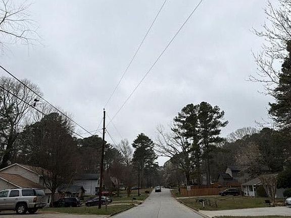 5th image of 5658 Saint Thomas Dr