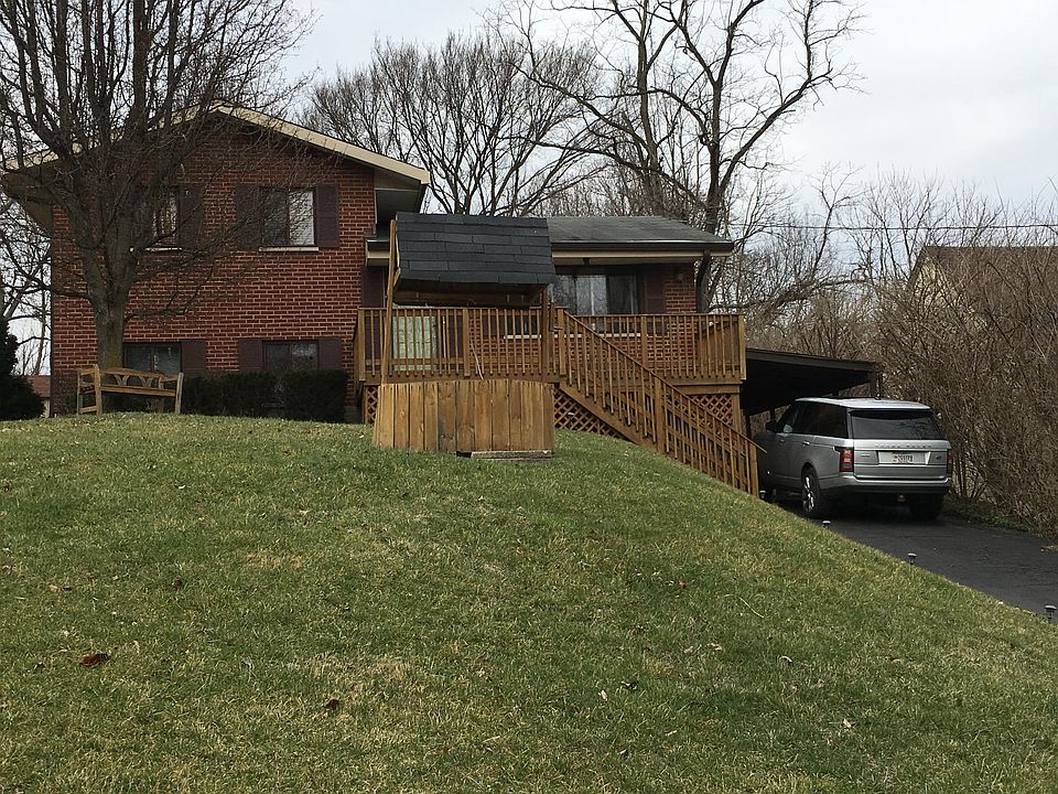 1st image of 185 Pedretti Ave