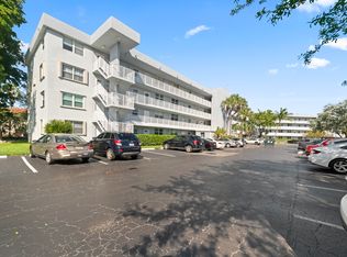 113 Royal Park Dr APT 2C, Oakland Park, FL 33309