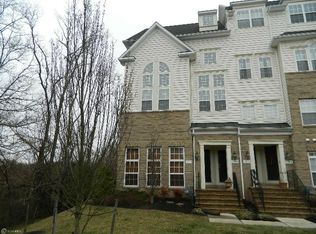 7098 Little Thames Dr #222, Gainesville, VA 20155