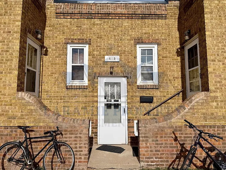 415 E Kearney St #3 — Photo 2