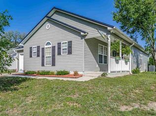 423 Sean River Rd, Conway, SC 29526