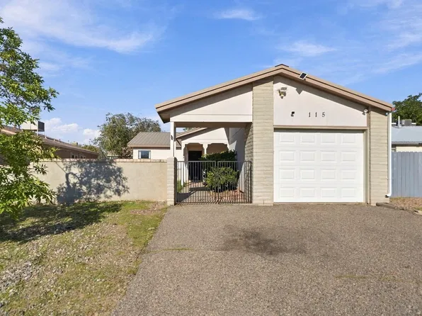 115 Pearl Dr NE, Rio Rancho, NM 87124