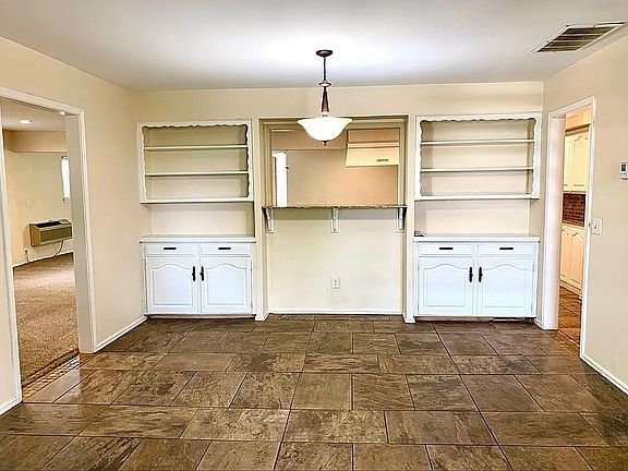 4th image of 4104 NW 31st St