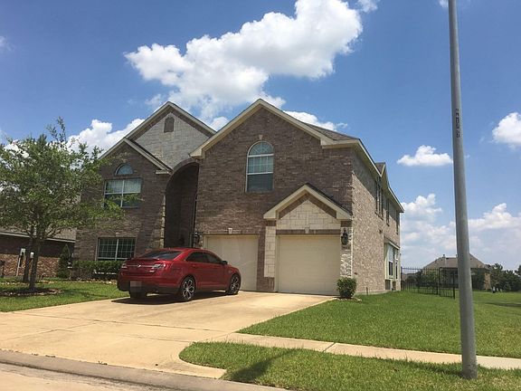 2nd image of 8615 Cape Royal Dr
