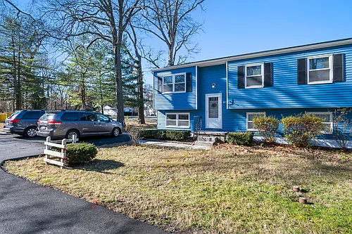 328 Benfield Rd Photo 1