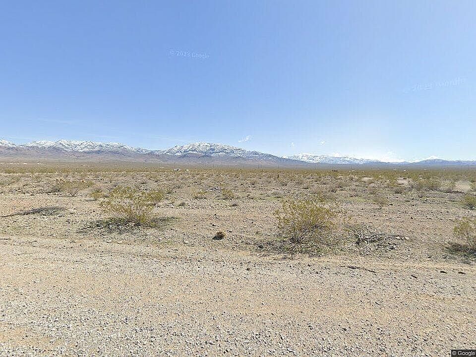 1st image of 1310 E Sago Pl