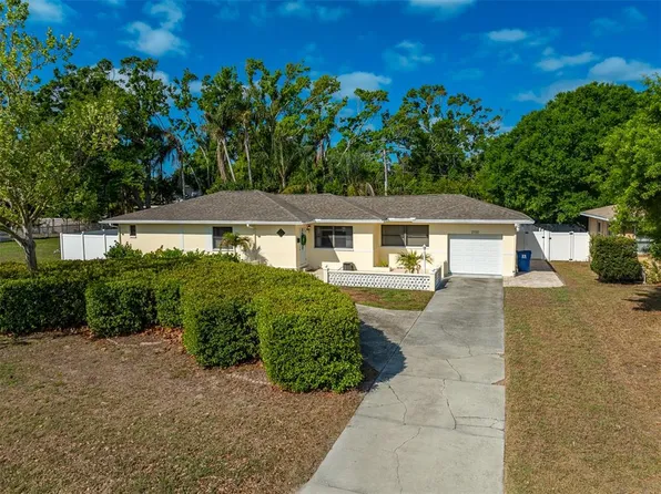 2700 49th St N, Saint Petersburg, FL 33710