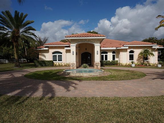 3rd image of 650 E Rambling Drive