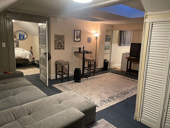 2nd image of 2244 Virginia Pl NE APT C