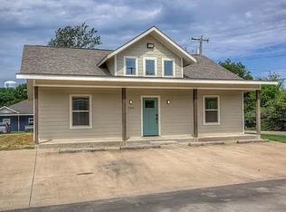 705 Maple St UNIT 2, Commerce, TX 75428