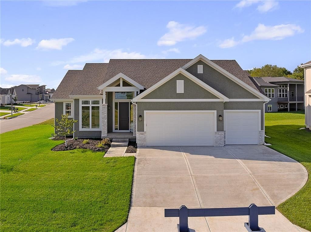 25003 W 89th Ter, Lenexa, KS 66227 | MLS #2513780 | Zillow