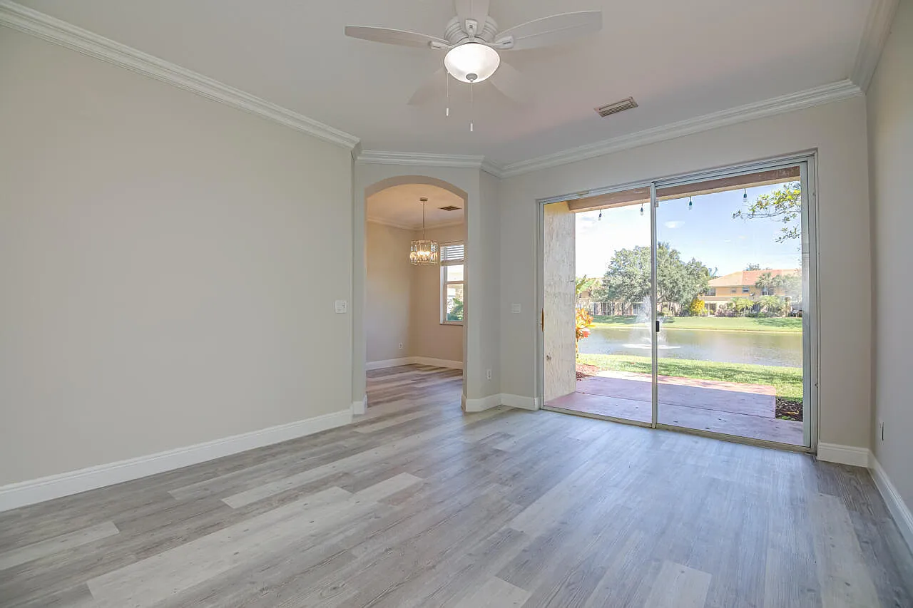 2 bed, 2.5 bath, 1448 sqft, $2,900 — Photo 2