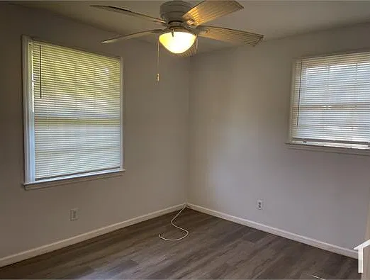 3 bed, 1200 sqft, $2,150 — Photo 3