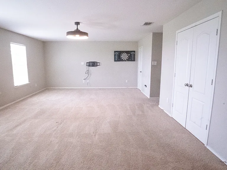 809 Mockingbird Dr — Photo 10