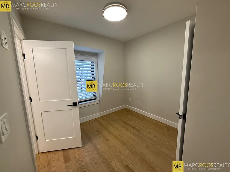 152 Trenton St #3B — Photo 14