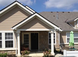 8011 Ravine Run Ln, Columbus, OH 43235