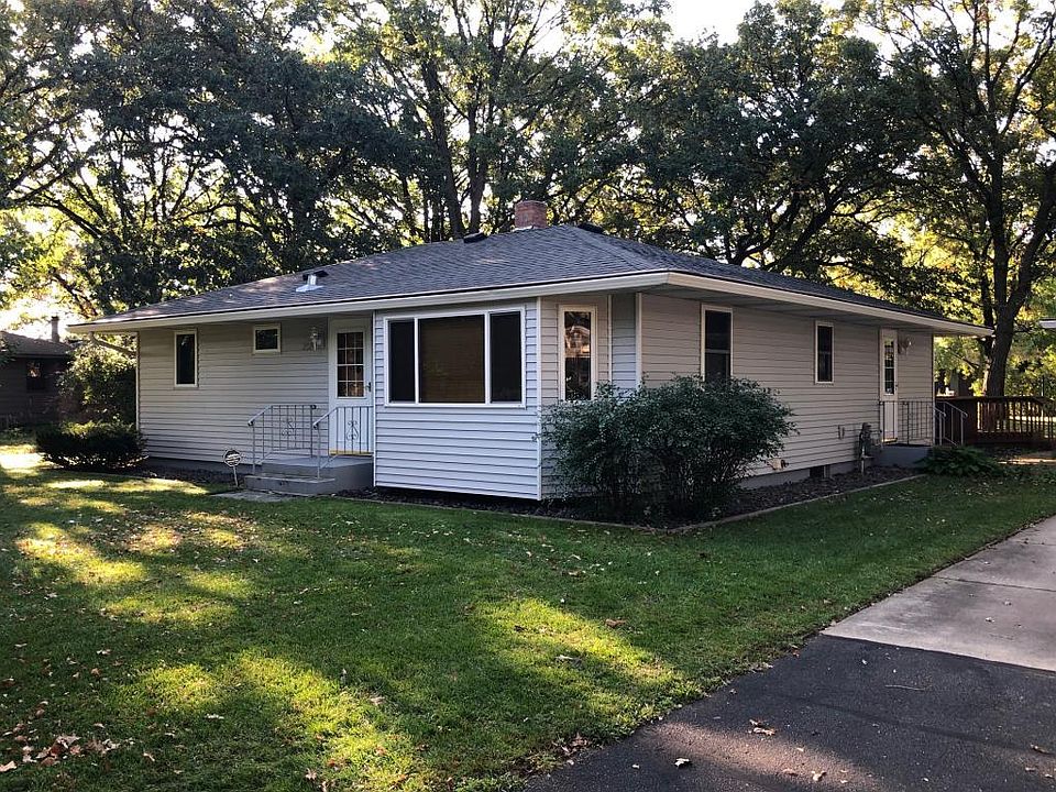 1st image of 2520 Park Dr